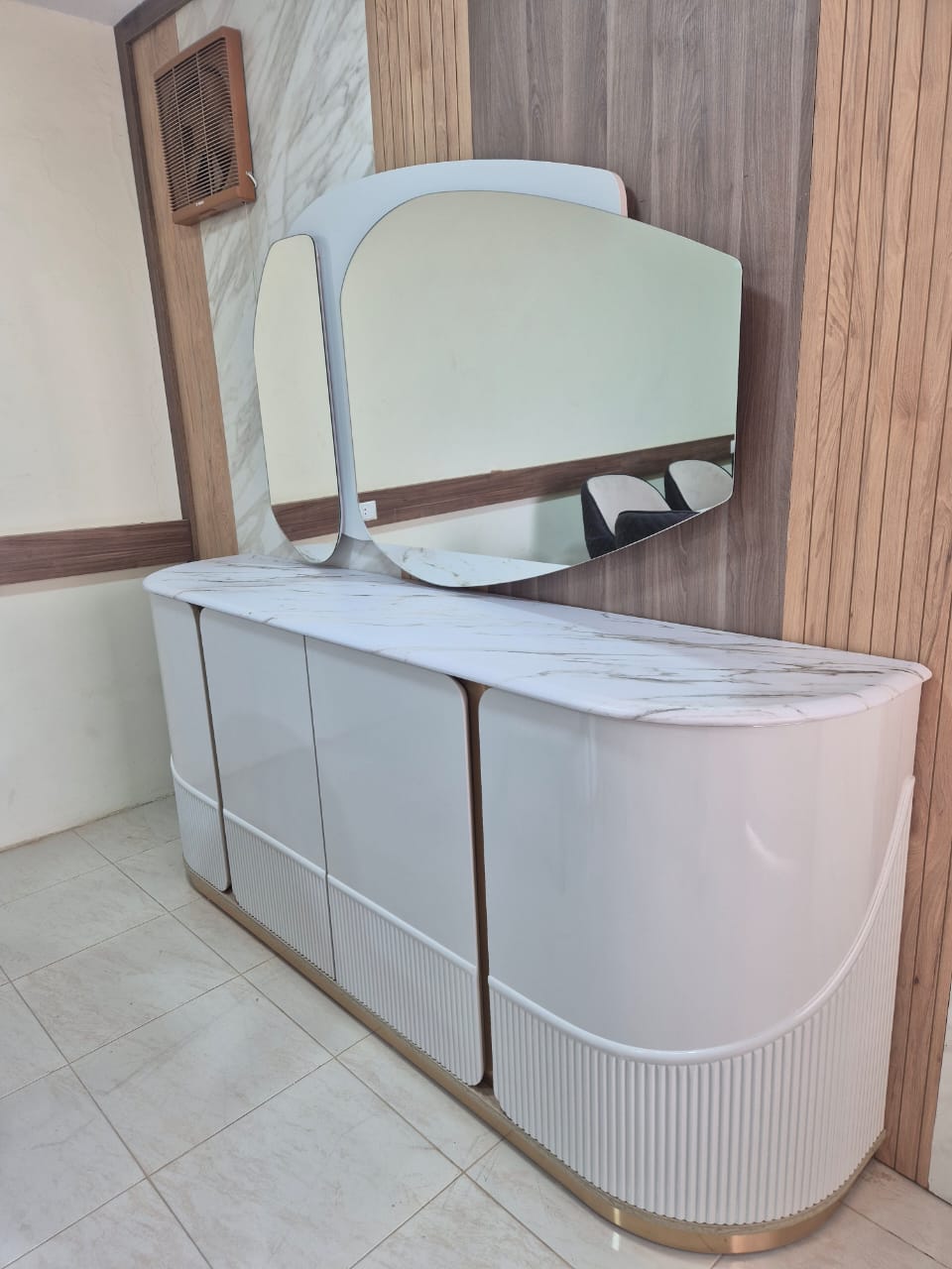 ترابيزة سفرة سيلفا